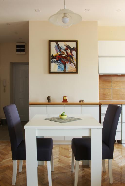 Square Studio Apartment Ni 外观 照片