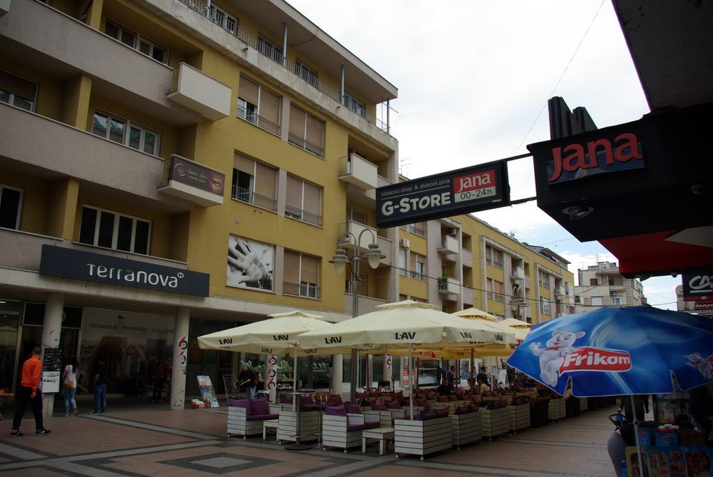 Square Studio Apartment Ni 外观 照片